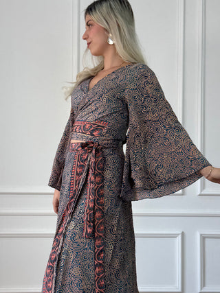 Bluză cu mâneci clopot