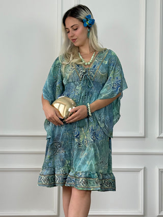 Rochie scurtă cu corset în zona pieptului