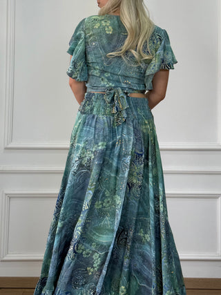 Langer Rock mit Schlitzen