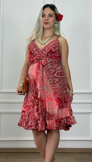 Rochie scurtă cu panglică