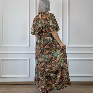 Maxikleid mit Kordelzug in der Taille