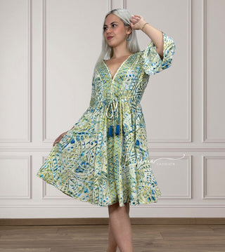 Short dress with drawstring at the waist