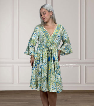 Short dress with drawstring at the waist