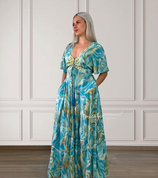 Maxikleid mit herzförmigem Ausschnitt